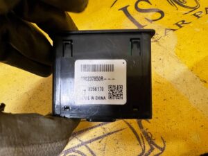 GNIAZDO PORT USB AUX RENAULT MEGANE IV ESPACE V