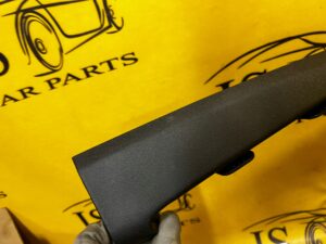 OSŁONA POSZYCIE SŁUPKA A PRZÓD LEWE LEWY PORSCHE CAYENNE COUPE 9Y3 9Y0