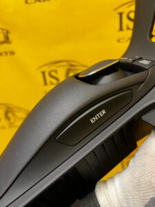 GAŁKA PANEL NAWIGACJI OSŁONA DEKOR TUNELU LEXUS RX 450H III 3 AL10