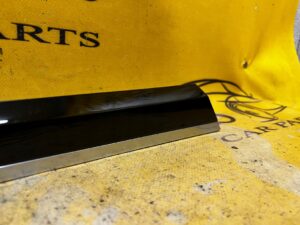 LISTWA DEKOR DRZWI PRAWY TYŁ PORSCHE CAYENNE II 7P5 LIFT 92A