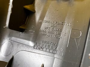 PLASTIK OSŁONA PROGU TYŁ PRAWY MERCEDES GL X166