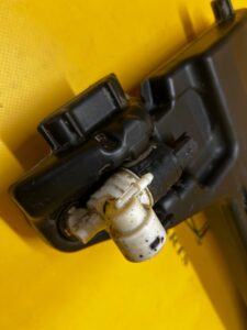 ZBIORNIK ZBIORNICZEK SPRYSKIWACZY POMPKA CITROEN C4 GRAND PICASSO II