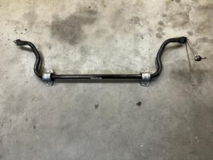 DRĄŻEK STABILIZATORA PRZÓD PRZEDNI RANGE ROVER VELAR L560