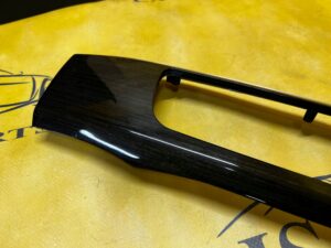 DEKOR RAMKA OSŁONA DESKI KONSOLI KOKPITU DREWNO BMW 7 F01 EU