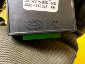 PRZEŁĄCZNIK PANEL REGULACJI OŚWIETLENIA RANGE ROVER VELAR L560