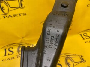 WLOT DOLOT PRZEWÓD KANAŁ POWIETRZA MERCEDES W257