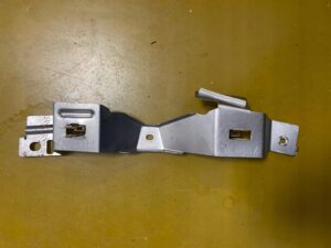 UCHWYT MOCOWANIE RĄCZKI PODSUFITKI INFINITI Q70