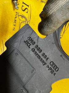 OSŁONA SILNICZKA SZYBY PORSCHE CAYENNE II 7P5 LIFT 92A