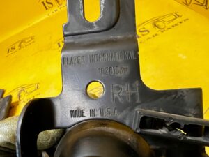 HALOGEN LAMPA PRZECIWMGIELNA PRAWY PRAWA CHEVROLET CORVETTE C5 97-04