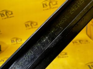 LISTWA DEKORACYJNA SZYBY MERCEDES C-KLASA W206