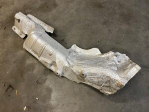 BLACHA OSŁONA TERMICZNA MERCEDES GLS X166 450 3.0 B V6