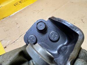 ZAWIAS DRZWI TYŁ PRAWY GÓRNY FORD EXPLORER MK6