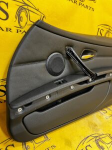 BOCZEK TAPICERKA DRZWI PRAWY PRZÓD BMW E92 M3