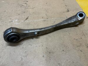 WAHACZ PRZÓD PRZEDNI PRAWY FORD EXPLORER MK6