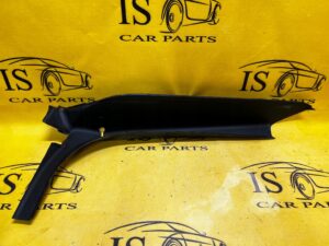 LISTWA OSŁONA PLASTIK PRAWA RANGE ROVER VOGUE L405