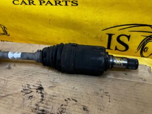 PÓŁOŚ PRZÓD PRZEDNIA PRAWY PRAWA MERCEDES CLS W218 3.0 CDI 4WD 4X4