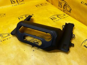 OSŁONA ZAŚLEPKA DESKI KONSOLI ŚRODKOWA DOLNA FORD BRONCO 21-