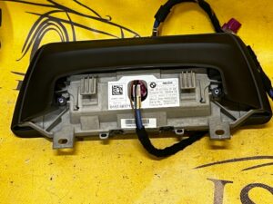 EKRAN NAWIGACJI RADIA WYŚWIETLACZ BMW F22 240I LCI