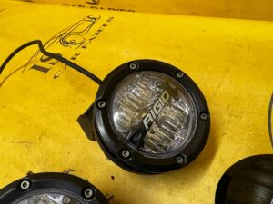 ŚWIATŁA PRZECIWMGIELNE NA LUSTERKO FORD PERFORMANCE LED FORD BRONCO 21-