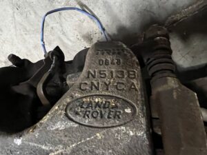 ZWROTNICA TARCZA PRZÓD LEWY LAND ROVER DISCOVERY V 5 L462 2.0 D