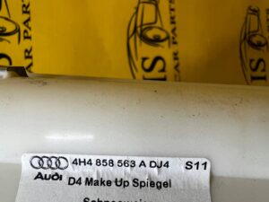 LAMPKA LUSTERKO WEWNĘTRZNE PODSUFITKI AUDI A8 D4 4H