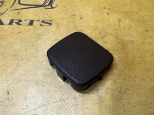 ZAŚLEPKA OSŁONA BAGAŻNIKA W BAGAŻNIKU MERCEDES GLS X166 BRĄZ