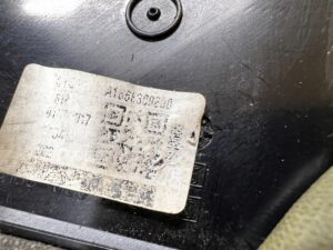 KRATKA NAWIEWU ZEWNETRZNA PRAWA DESKI KONSOLI MERCEDES GLS X166