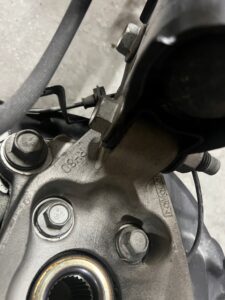 ZWROTNICA AMORTYZATOR PRZÓD PRAWY FORD FUSION LIFT USA 2.0 ECOBOOST AWD 4X4