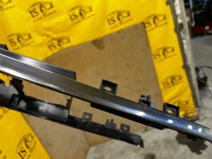 NAKŁADKA PANEL RAMKA OSŁONA TUNELU ŚRODKOWEGO RANGE ROVER EVOQUE II L551