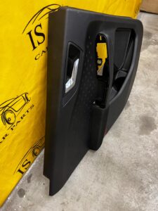 TAPICERKA BOCZEK DRZWI TYŁ LEWY FORD KUGA MK3 ESCAPE MK4