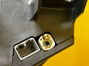 LAND ROVER DISCOVERY V L550 HEAD UP DISPLAY HUD