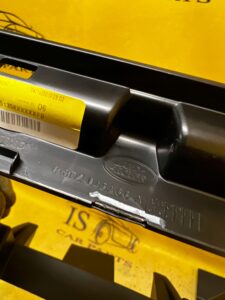 OSŁONA RAMKA KONSOLI CENTRALNEJ RANGE ROVER EVOQUE II L551