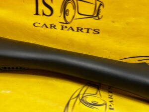 POSZYCIE OSŁONA OBUDOWA SŁUPKA PRZÓD A PRAWY CHEVROLET CORVETTE C5 97-04