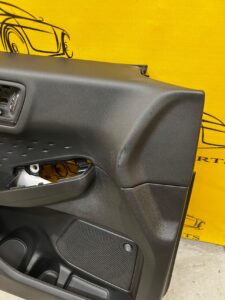 TAPICERKA BOCZEK DRZWI TYŁ LEWY FORD KUGA MK3 ST-LINE