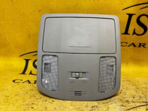 LAMPKA OŚWIETLENIE KABINY WNĘTRZA PODSUFITKI TOYOTA HILUX VIII 8