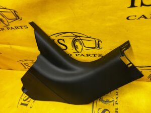 PLASTIK OSŁONA PROGU SŁUPKA A PRZÓD PRAWY FORD MUSTANG VI