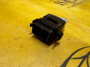 CZUJNIK TEMPERATURY I WILGOTNOŚCI POWIETRZA FORD BRONCO 21-