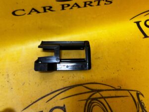 ZAŚLEPKA SZYNY FOTELA PRAWEGO PRAWA MERCEDES W213