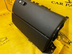 SCHOWEK PASAŻERA DESKI KONSOLI PRAWY MERCEDES CLS W218 EU