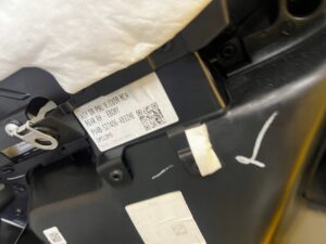 TAPICERKA BOCZEK DRZWI TYŁ PRAWY FORD KUGA MK3 LIFT EU