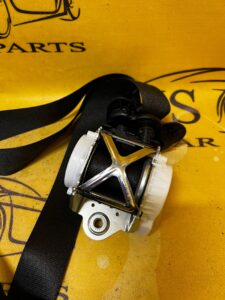 PAS BEZPIECZEŃSTWA PRZÓD LEWY BMW 2 F22