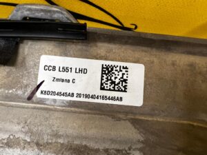 RURA STELAŻ DESKI RANGE ROVER EVOQUE II L551 EU