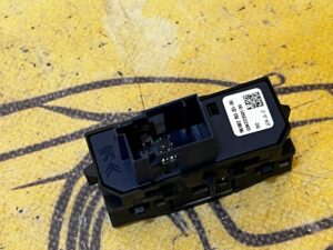 PRZYCISK WIELOFUNKCYJNY PEUGEOT 508 I RXH 2.0 HDI