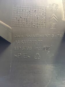 OSŁONA POSZYCIE SŁUPKA L PEUGEOT 3008 I 9683127777