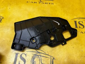 OSŁONA WIĄZKI PRZEWODÓW SILNIKA FORD BRONCO 21-