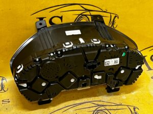 LICZNIK ZEGARY WYŚWIETLACZ FORD FIESTA MK8 BENZYNA