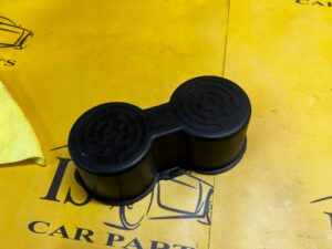 SCHOWEK CUPHOLDER UCHWYT NA KUBKI TESLA MODEL 3 PRZEDLIFT