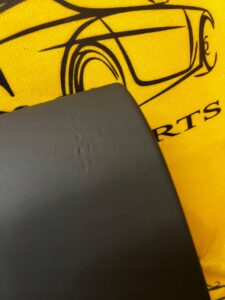 OSŁONA ZAŚLEPKA DESKI POD KIEROWNICĘ PORSCHE CAYENNE II 7P5 GTS