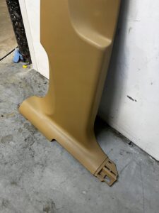 POSZYCIE OSŁONA OBUDOWA SŁUPKA ŚRODKOWEGO B LEWY PORSCHE MACAN 95B