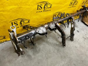 RURA STELAŻ WZMOCNIENIE DESKI RENAULT MEGANE IV EU